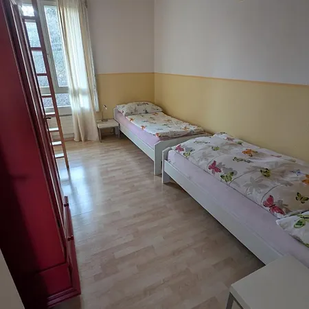 Casa14 - Swiss Lägenhet