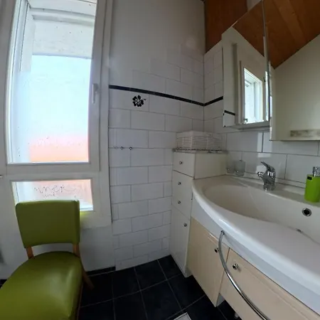 Casa14 - Swiss Apartamento Steffisburg